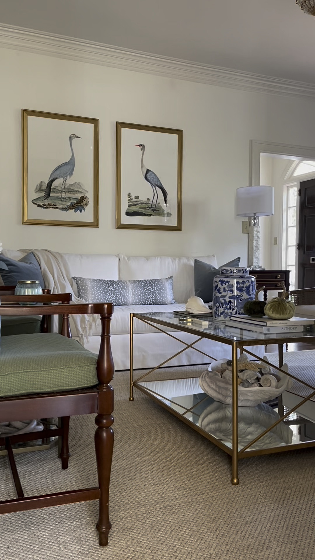 Fall vibes, take a bow! 🍂✨ This is the last peek of our living room before it gets its holiday glow-up! Is anyone else beginning to have visions of sugarplums dancing in their head? 🎄🦌✨🍭

#myballardstyle #blueandwhitehome #mytradchichomestyle #housebeautifulhome #mycollectedhome #myseasonalstyling

#LTKHome #LTKSeasonal #LTKVideo