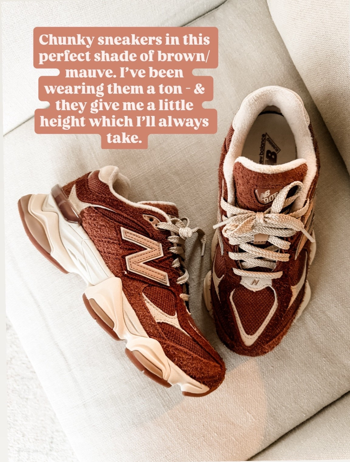 These sneakers have the cutest color! A good chunky sneaker is such a good closet staple! 

Loverly Grey, women’s sneakers, chunky sneakers, New Balancee