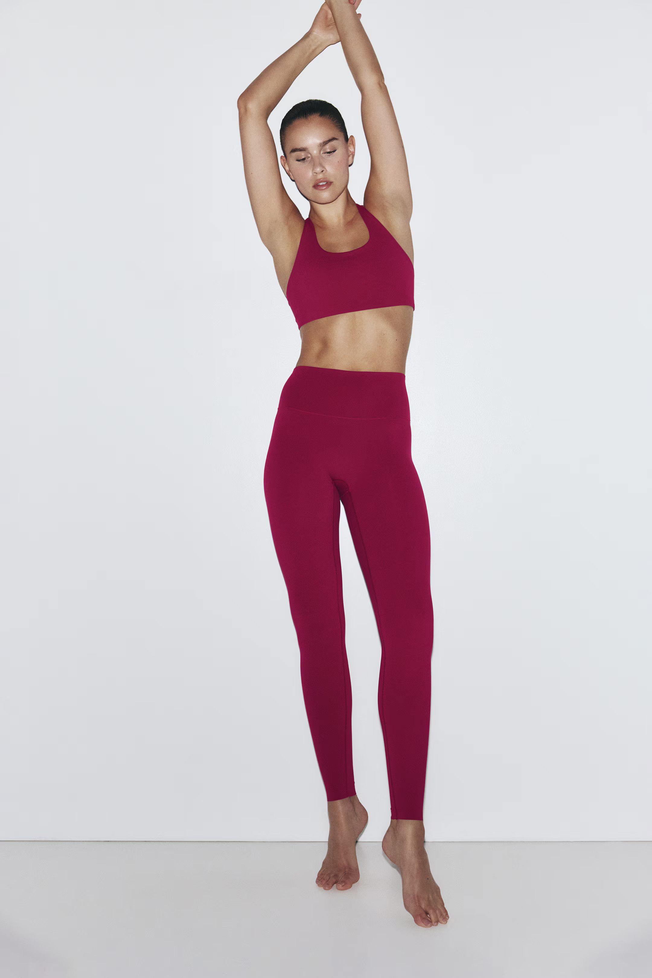 SculptMove™ High-waisted leggings | H&M (UK, MY, IN, SG, PH, TW, HK)