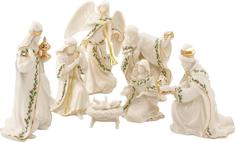 Lenox Figurine, 7-Piece Mini Nativity Set, Made Of Porcelain with 24K Gold Accent, Christmas Deco... | Amazon (US)