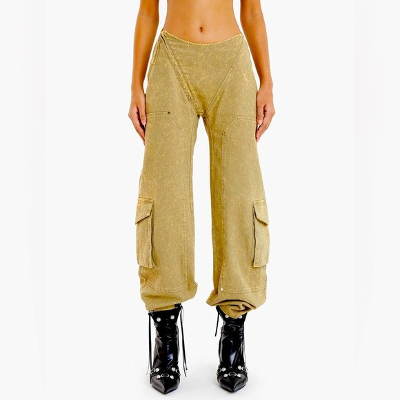 Ruve Korl Curved Waist Cargo Pants Wide Leg Blogger Fav Sz XS | Poshmark