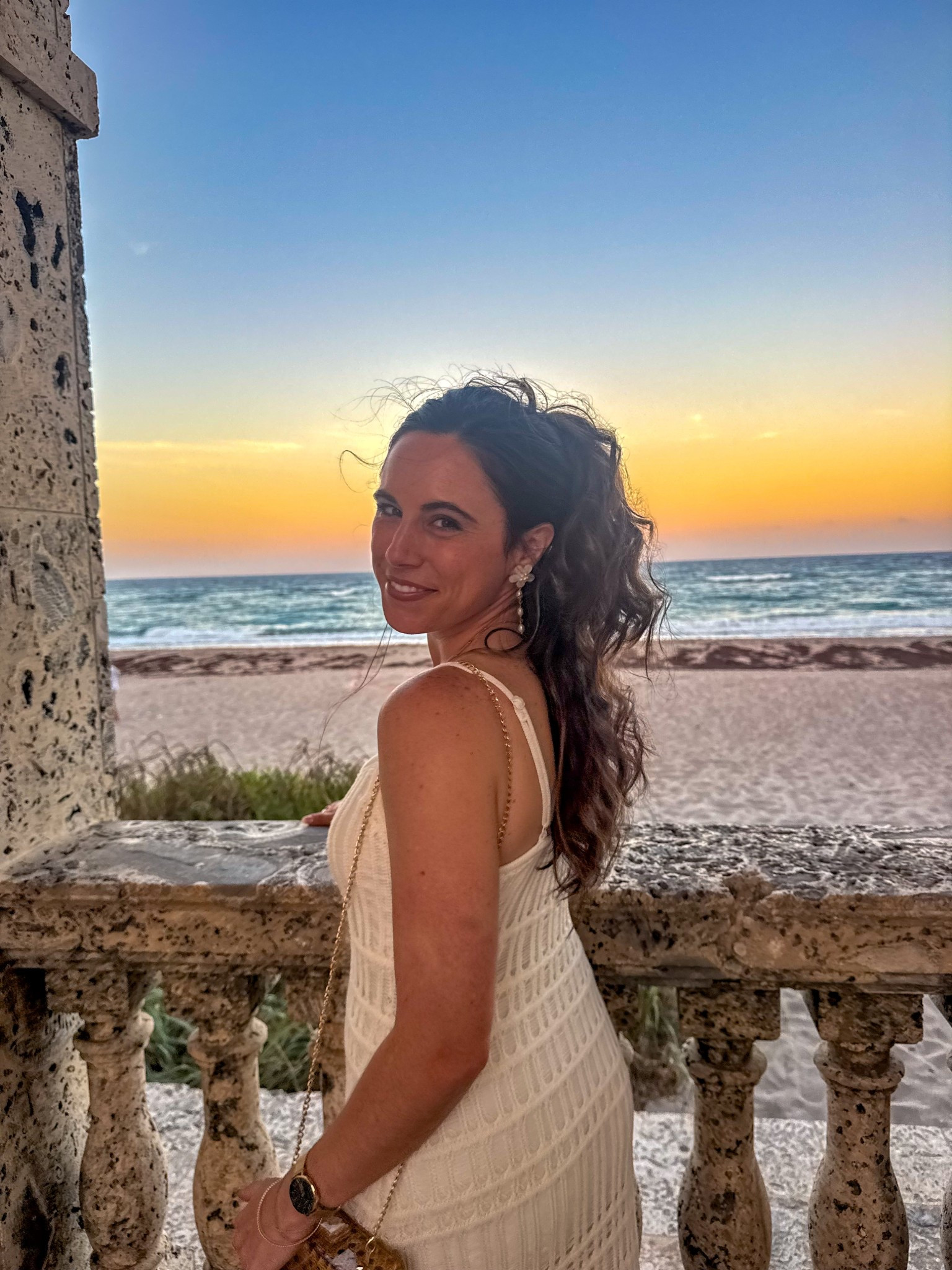 Beach dress | white dress | vacation 

#LTKFindsUnder100 #LTKStyleTip