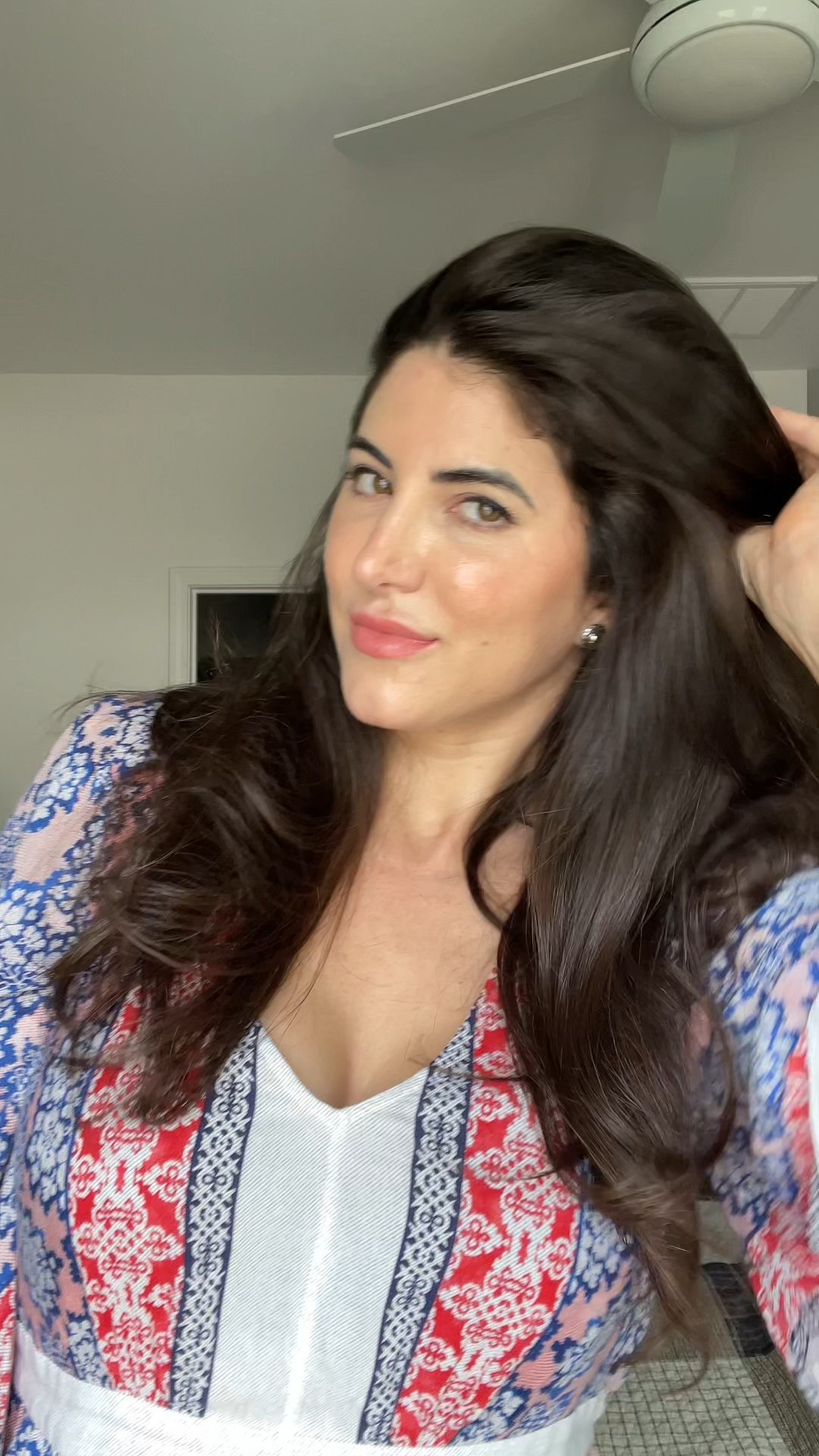 Introducing the @BombayHair the 3-in-1 thermal Round Brush. Your easy, all-in-one solution for smooth, voluminous styling on dry hair. 

No hair dryer necessary. No juggling or packing multiple tools. Just fast, frizz-free results with one effortless glide.

The brush comes with three interchangeable titanium barrels with Far-infrared heat that minimizes damage, seals cuticle, boosts shine.
Adjustable temperature from – 230°F–400°F for all hair types. AND…. it’s Dual voltage and – travel-ready.

#Bombayhair #hairhacks #hairspo #hairstylingforbeginners #LauraLilyBeauty

#LTKStyleTip #LTKBeauty