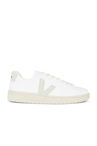 Veja Urca in White | FWRD 