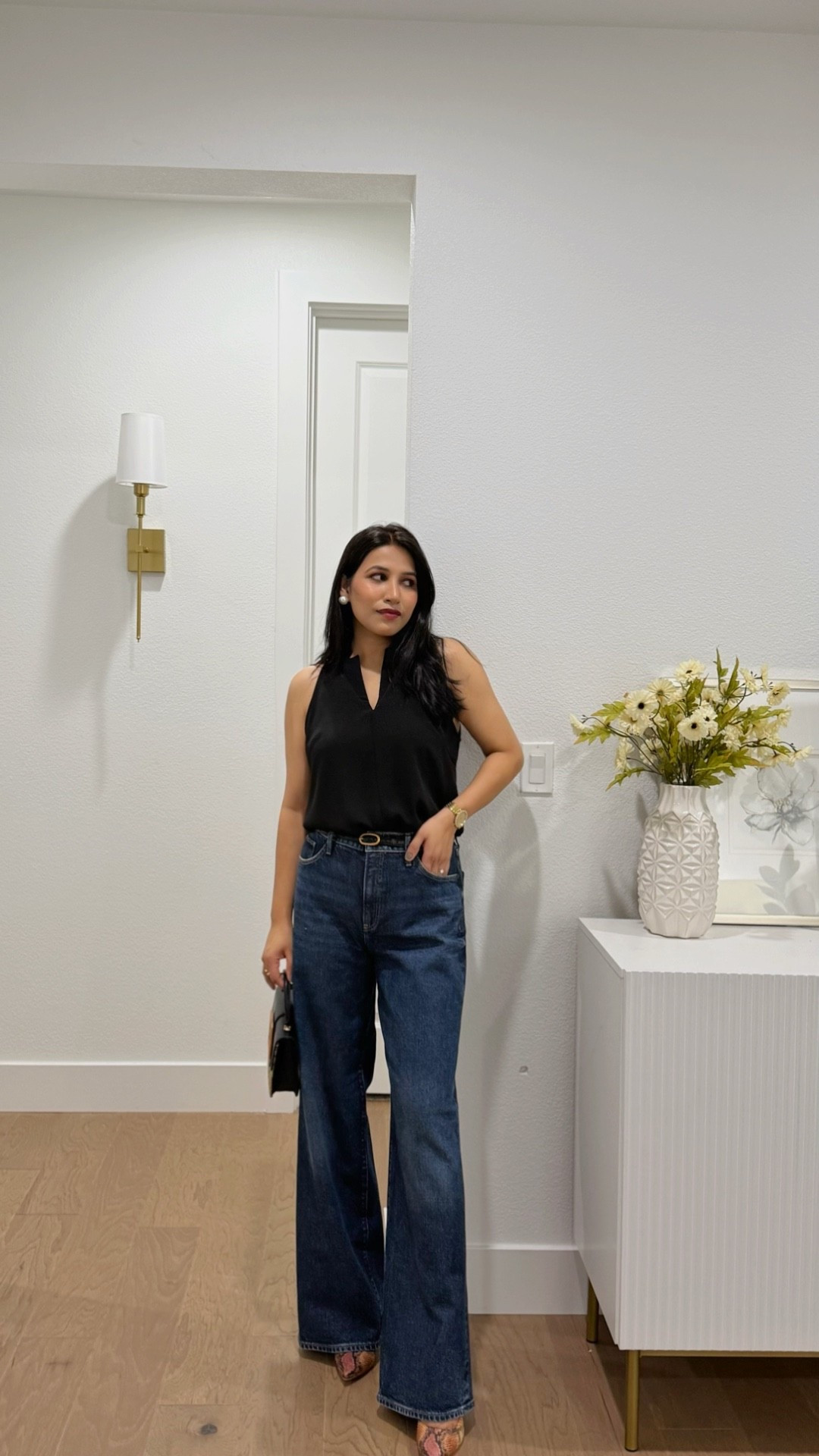 High waisted jeans #expressjeans #loosefitjeans #widelegjeans 

#LTKSaleAlert #LTKootd #LTKWorkwear