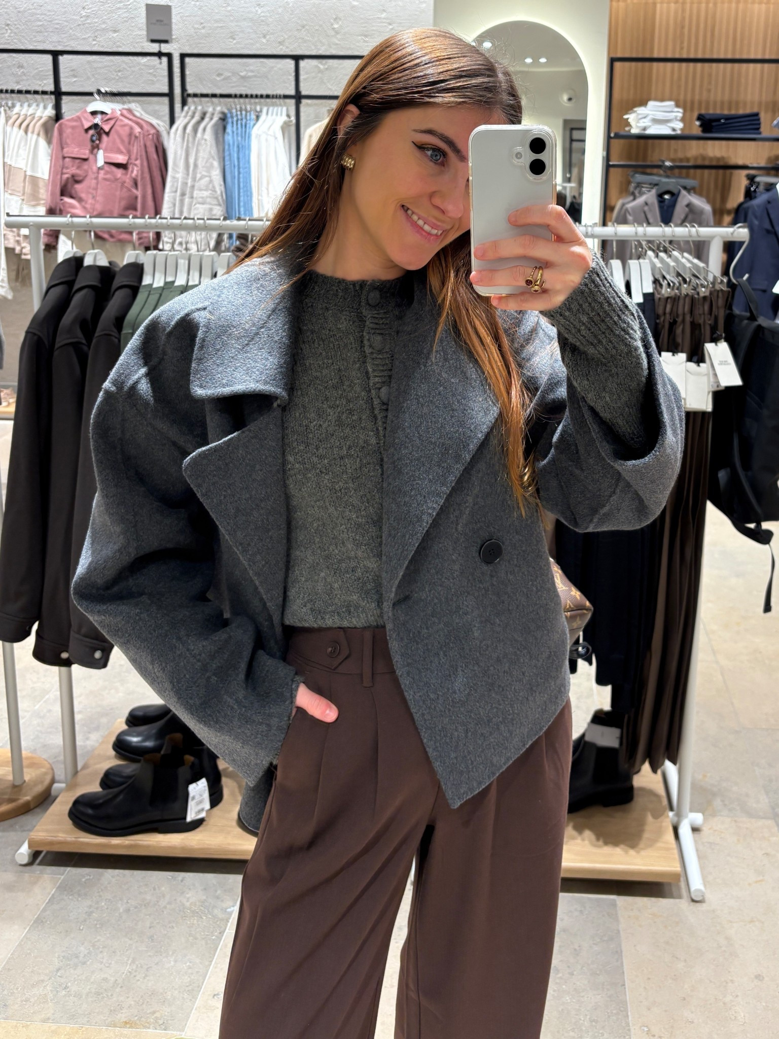 grey and brown combo outfit for winter 🤎🩶

Trousers are from Costes Fashion
Cardigan is from Nakd 

#LTKeurope #LTKwinter #LTKnederlands