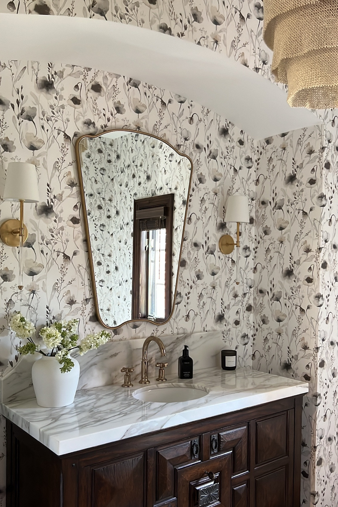 Powder room decor 