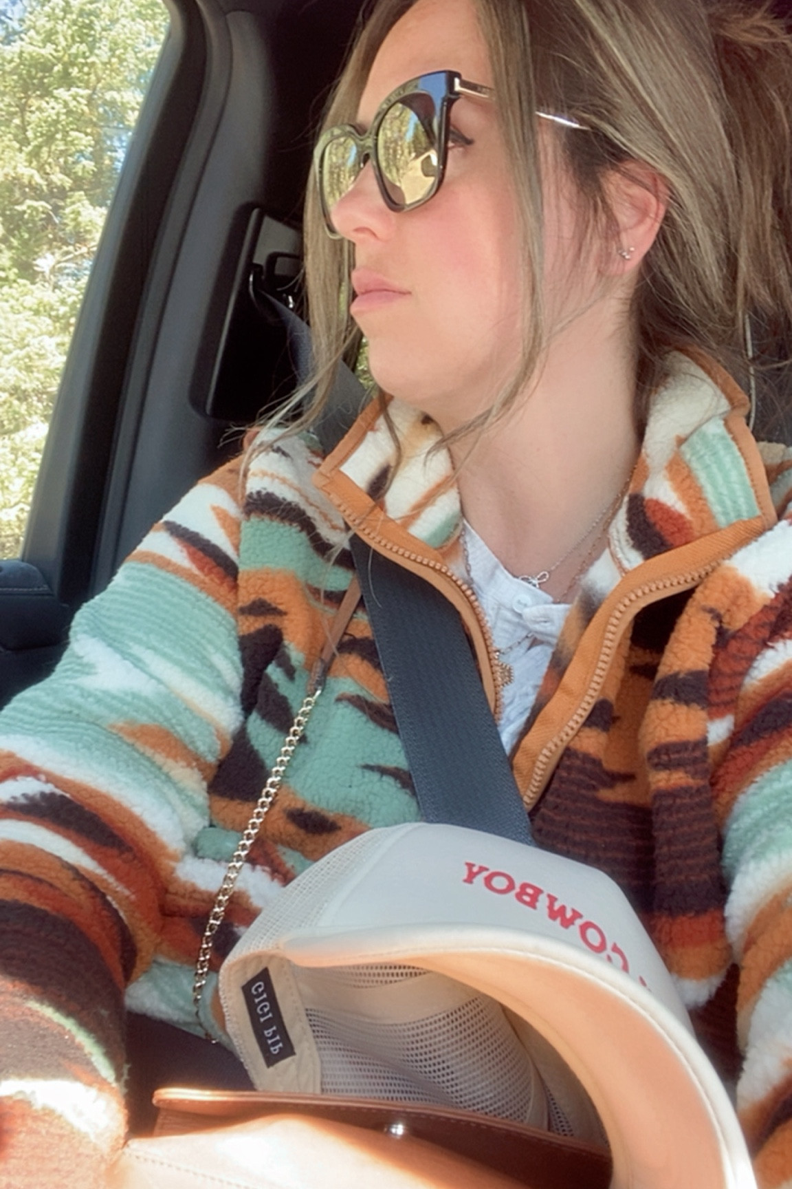 Fall and loving this fleece find. Workfit fash-FUN on the jobsite but great for everyday wear  