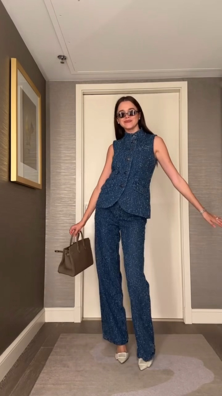 Last day in LA☀️ Can you tell I’m obsessed with matching sets at the moment? 