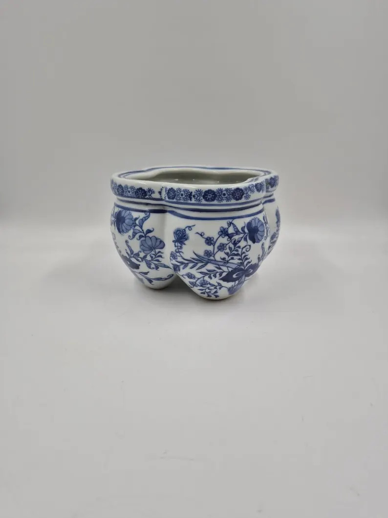 Vintage Blue & White Floral Chinoiserie Planter - 5"t X 6.25"diameter X 4"w @ Base - Etsy | Etsy (Global)