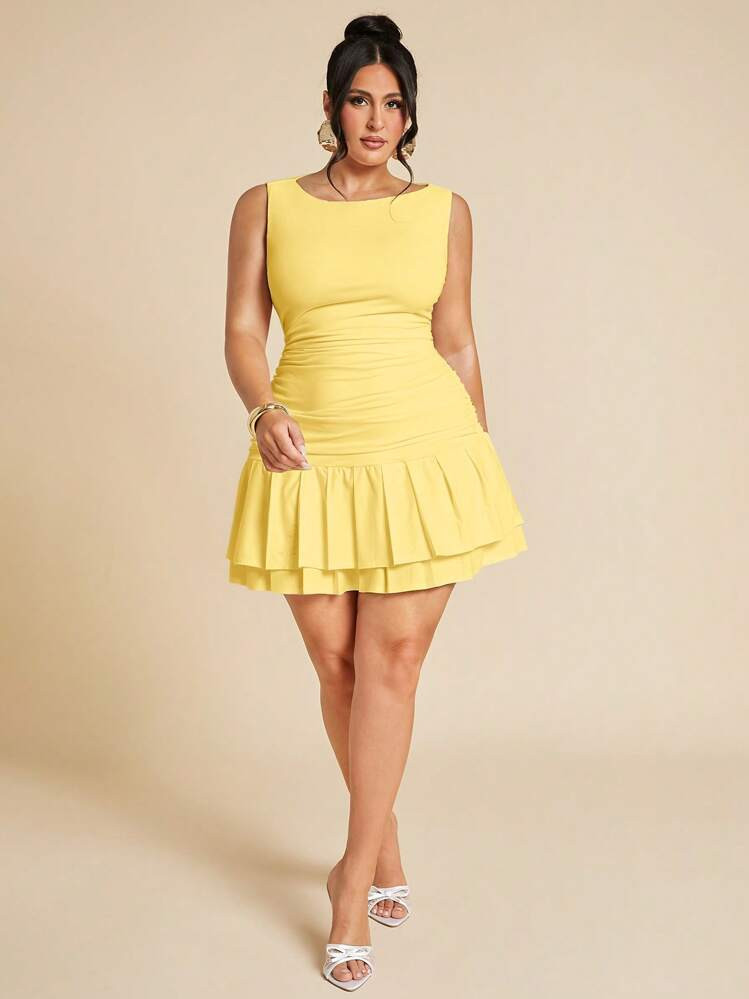 SHEIN BAE Plus Size Curve Women's Sleeveless Solid Color White Tight Fitted Ruched Mini Double Layer Ruched Dress, Suitable For Summer, Autumn/Winter,Sage Green Dress/ Yellow Dress/ Short Yellow Dress/ Lemon Yellow Dress,Holiday Outfits For Women | SHEIN