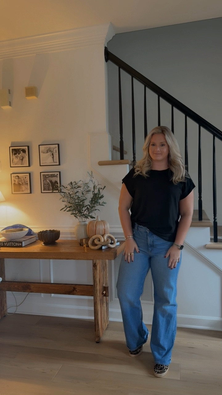 Back with another ootd🫶🏼 wearing my favorite perfume from Dedcool 
#ootd #ootdinspo #fallfashion 

#LTKSeasonal #LTKStyleTip #LTKShoeCrush