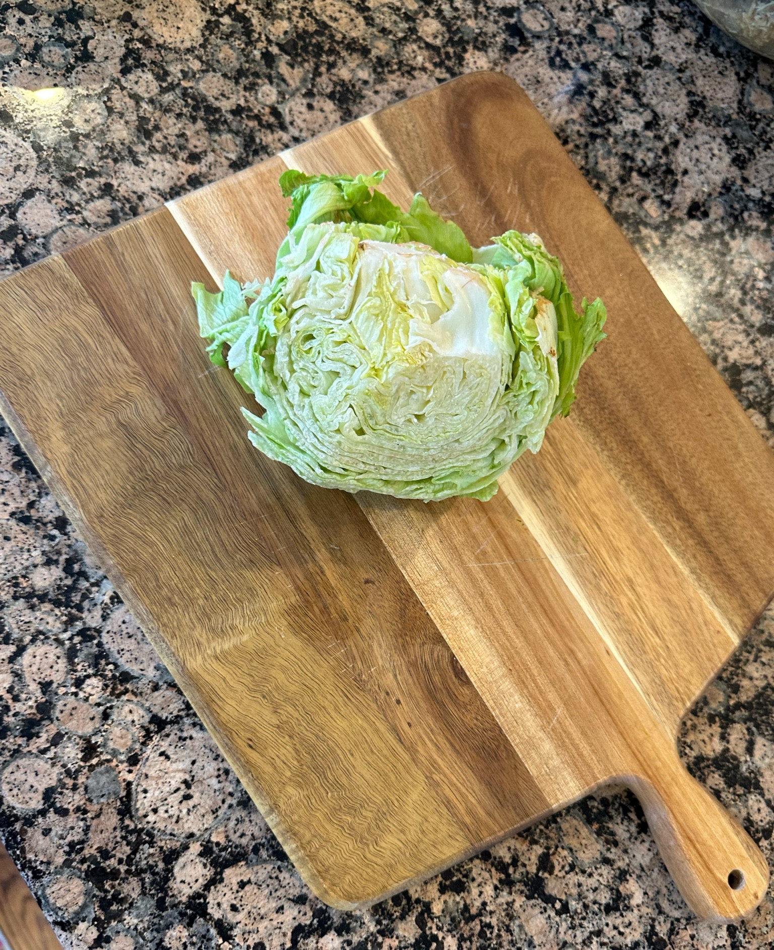 Friendly reminder if you’re still using plastic cutting boards… it’s time to make the switch! This acacia wood cutting board is amazing! & no worry of microplastics in your fresh veggies!!  
