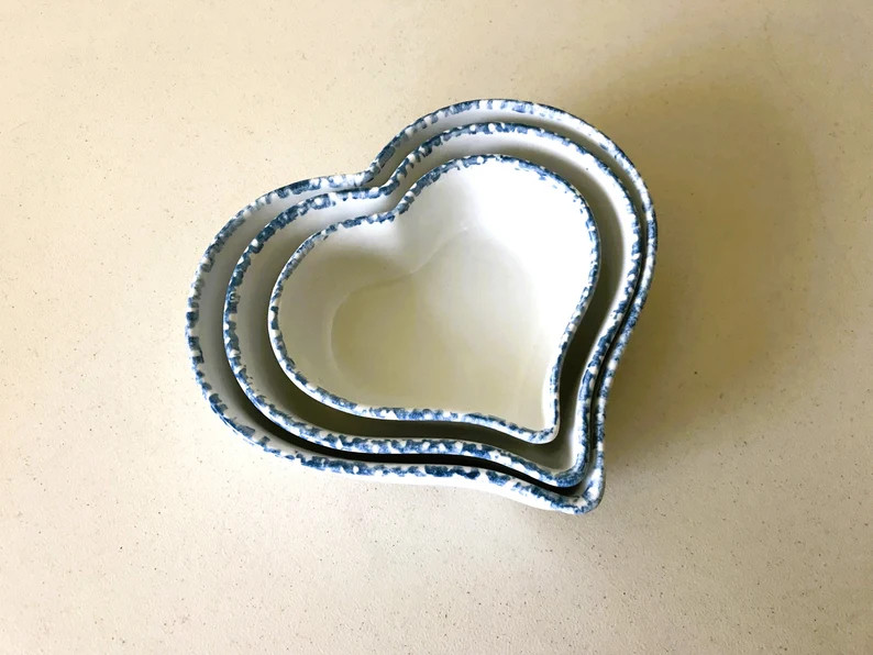 Vintage 80s 90s Blue White Heart Sponge Spatter Painted Ceramic Nesting Serving Mixing Fruit Bowl... | Etsy (US)