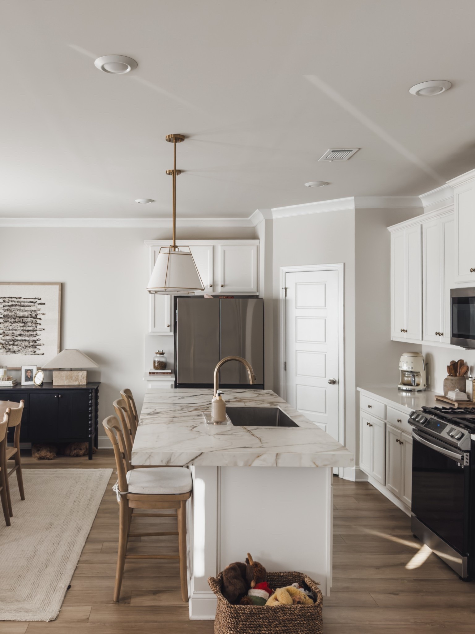 Lighting is one of those details I will never skip. It completely changes how a space feels — adds warmth, depth, and that soft layered glow I’m always going for.

So many of the fixtures and lamps throughout our home are from Wayfair. I look for timeless shapes, warm finishes, and pieces that feel high-end but still functional for real life.

I shared all of my Wayfair lighting details on LTK. Truly one of the easiest ways to elevate a space. 

#wayfair #wayfairpartner #AD

#LTKHome #LTKSaleAlert