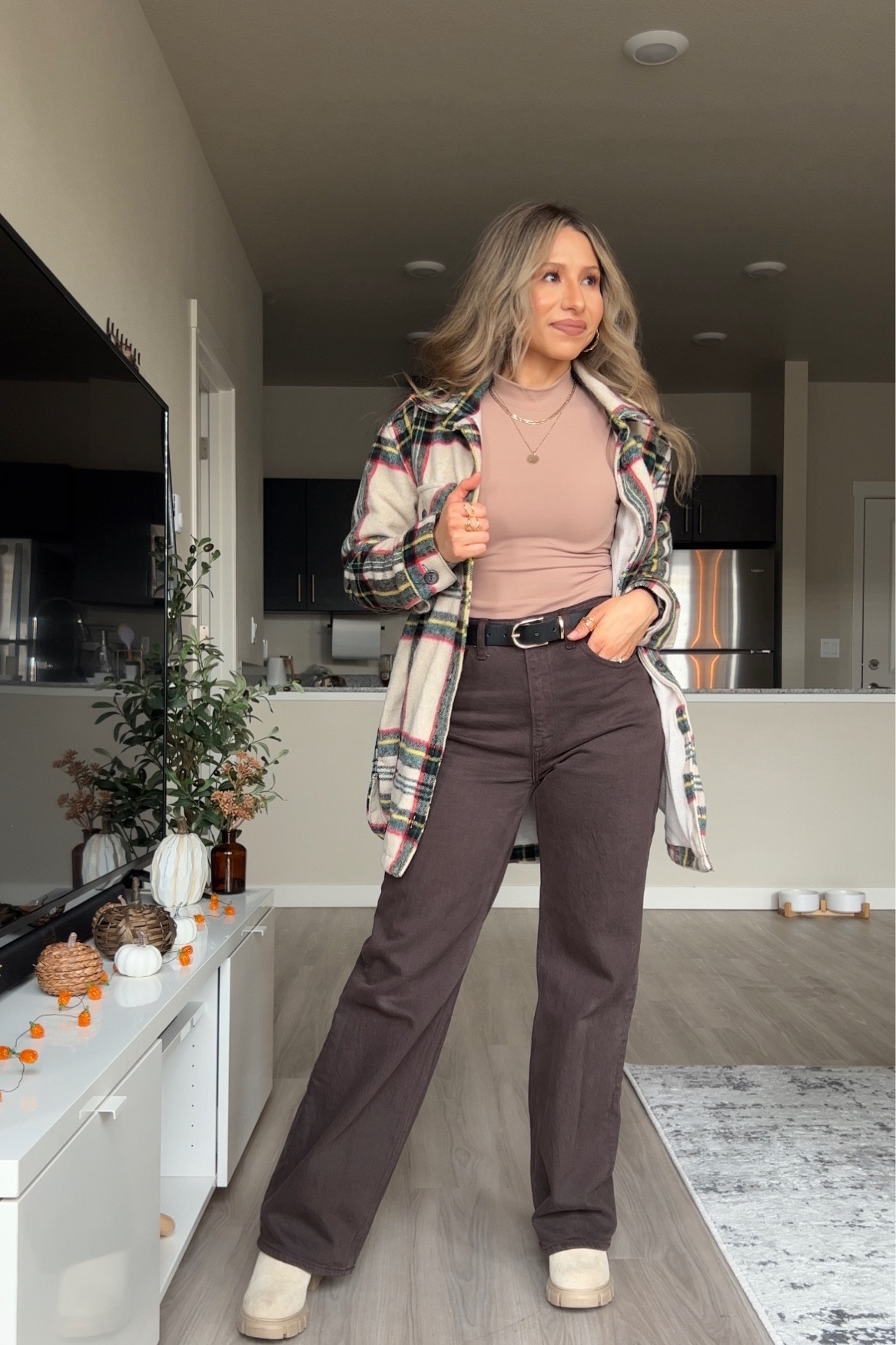 🤎✨

Top: XS
Jeans: Curve love size 24 short
Shacket: XS
Booties: 5.5
Shacket is from Thread&Supply, however, style is from a couple years ago. Linked similar options 🫶🏽

#LTKfindsunder100 #LTKstyletip