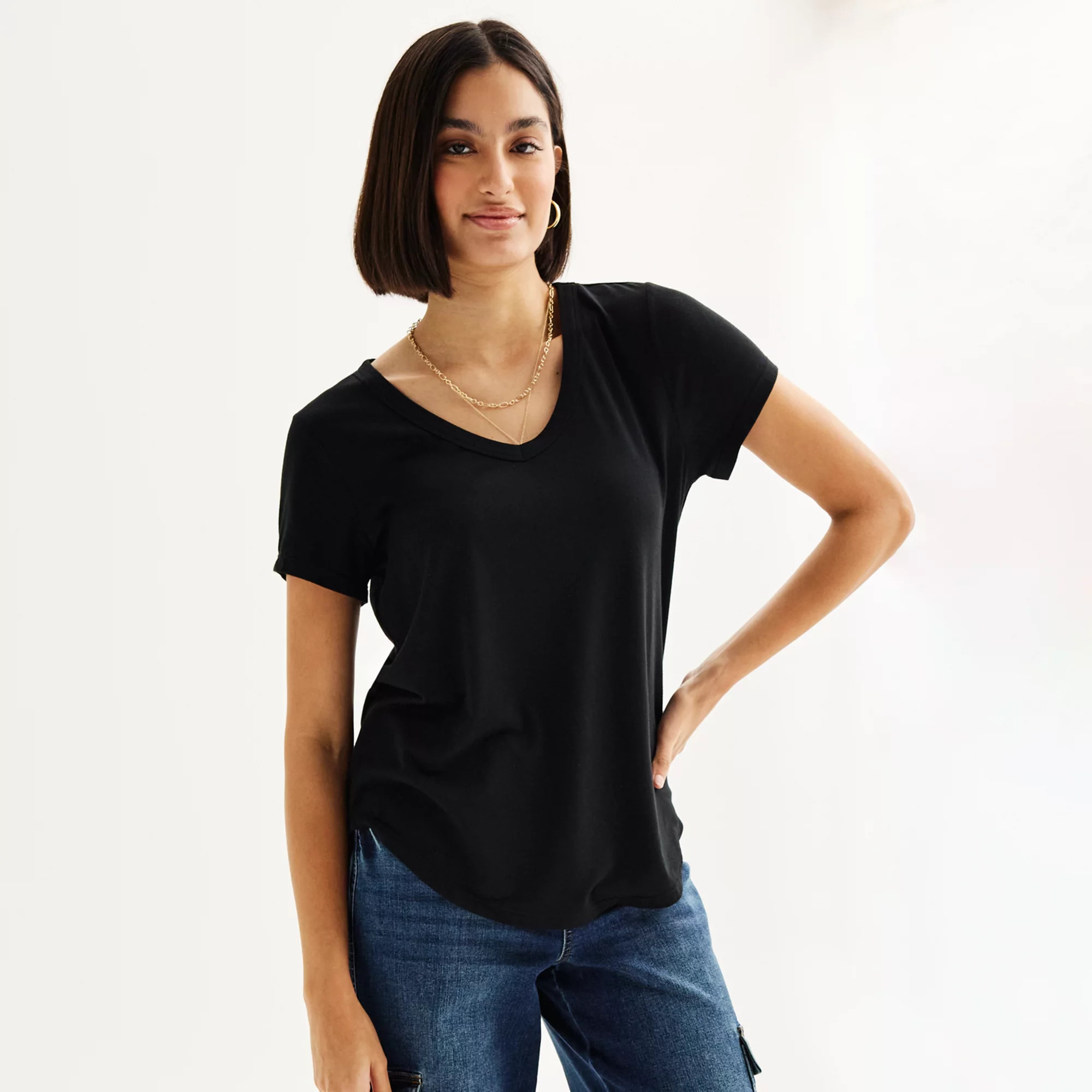 Juniors' SO® Short Sleeve V-Neck Tee | Kohl's