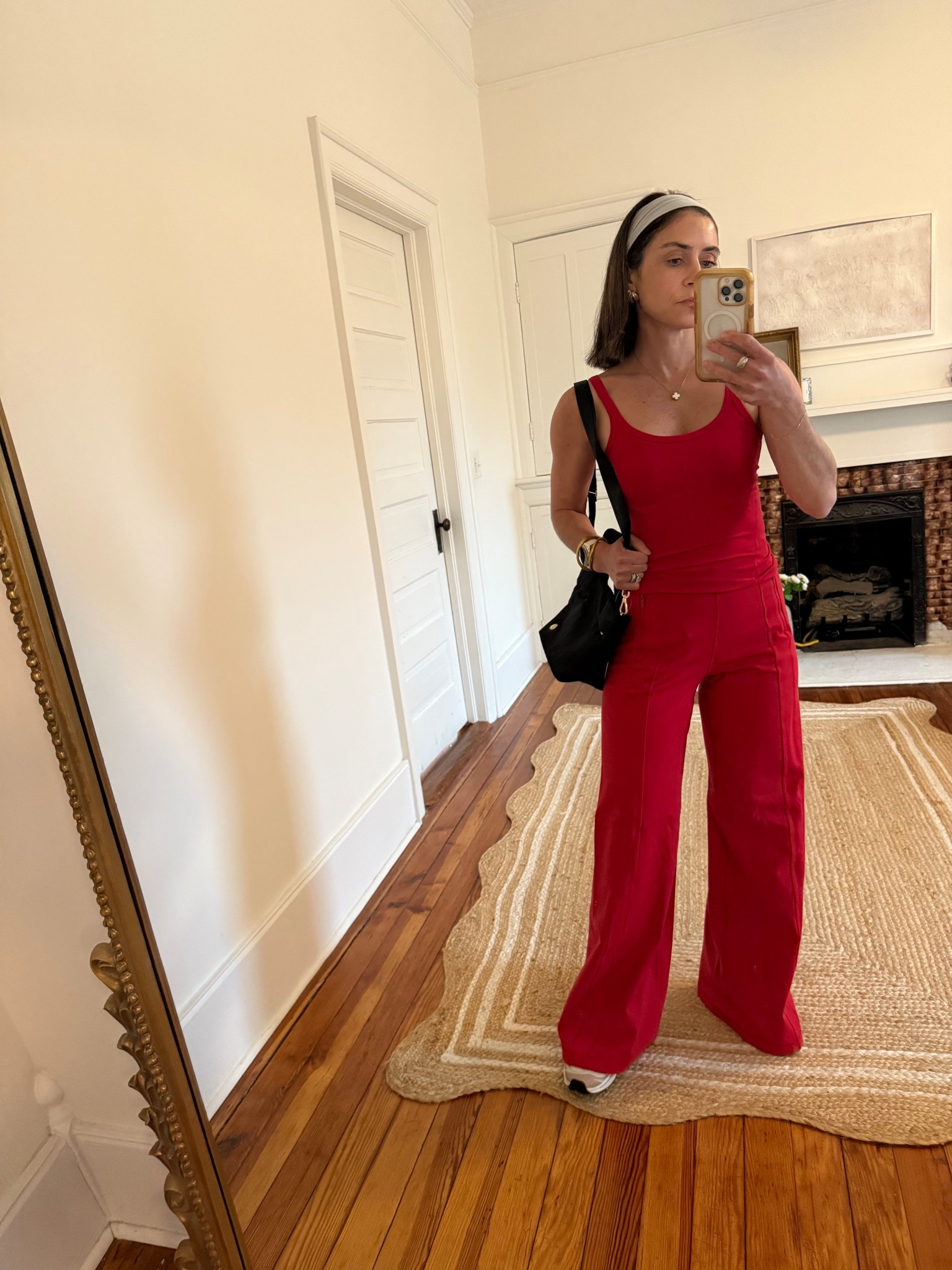 Size 4 top and x small pants 

#LTKmomlife #LTKootd #LTKgrwm