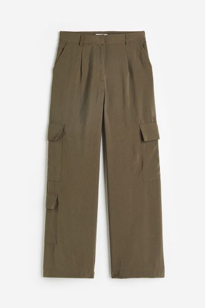 Wide cargo trousers | H&M (UK, MY, IN, SG, PH, TW, HK)