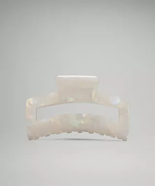 Large Claw Hair Clip | Women's Accessories | lululemon | Lululemon (US)