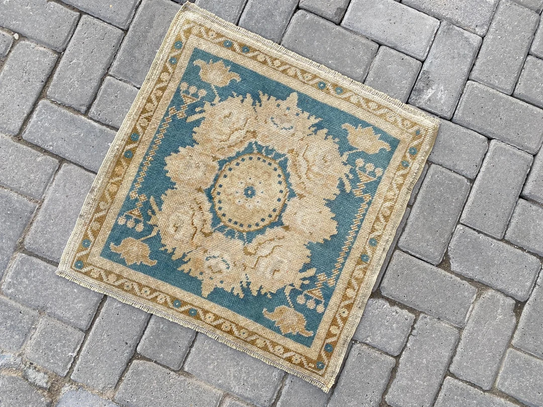 Square Vintage Rug for Bathroom Mini Turkish Rug for Outdoor - Etsy | Etsy (US)