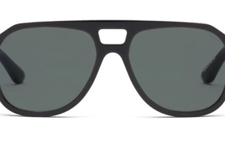 Aviator sunglasses. Glossy black frames. Polarized. Gray lenses. 5 star quality. Highly recommend. 

#LTKover40 #LTKSeasonal #LTKstyletip