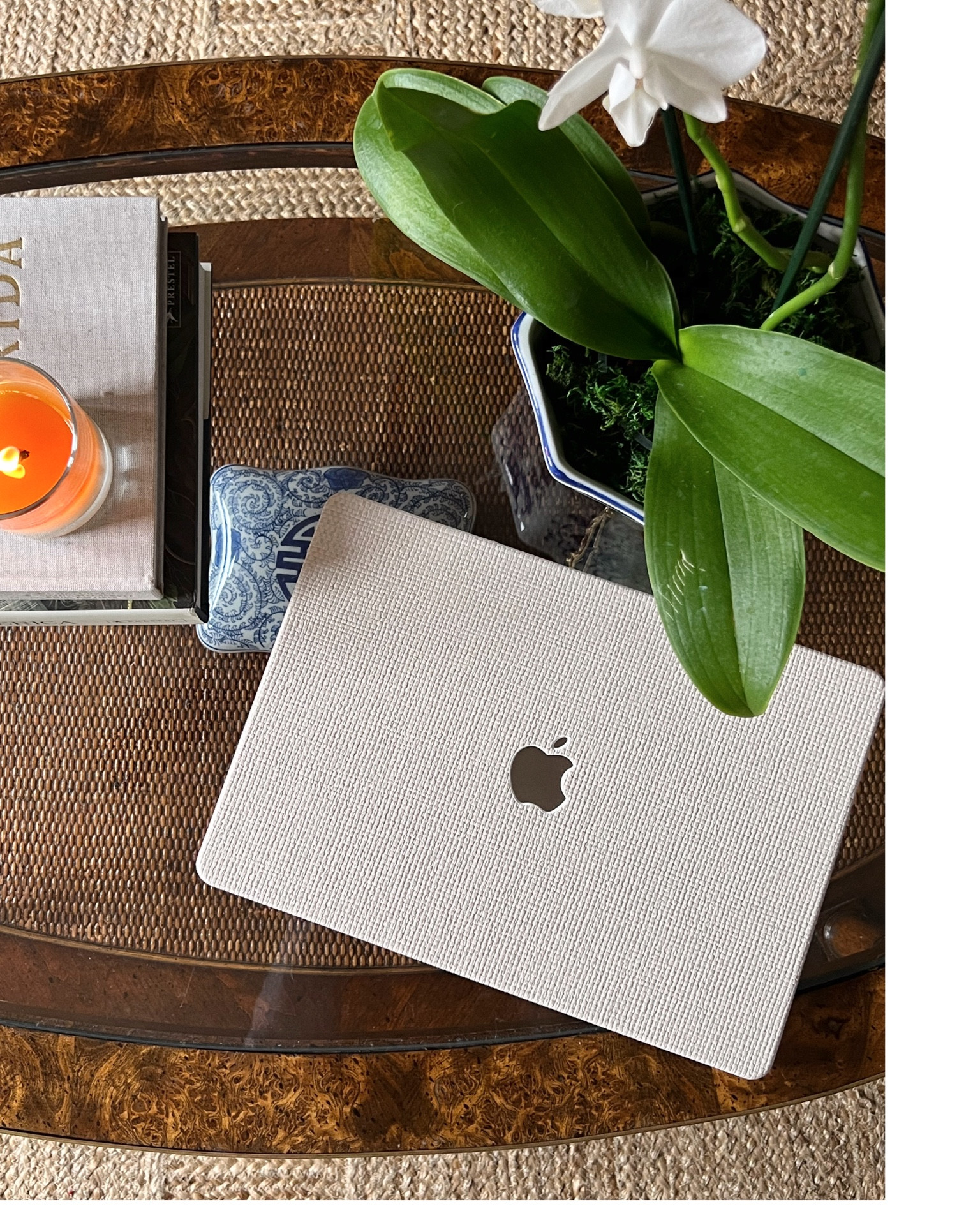 my new favorite laptop case - rattan! 


#LTKfindsunder50 #LTKtravel #LTKhome