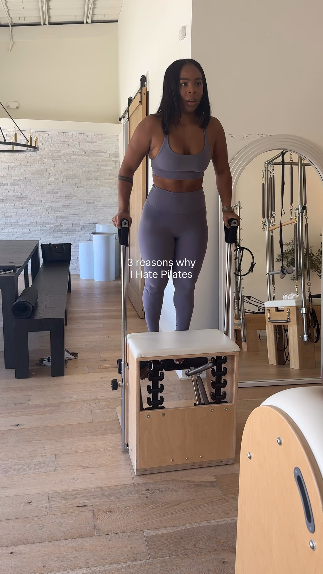 Pilates fit that’s buttery soft, seamless, smoothing, and doesn’t slide down no matter the move. Perfect everyday leggings + top for workouts or errands, linked my exact set 🖤

#LTKPetite #LTKActive #LTKFallSale