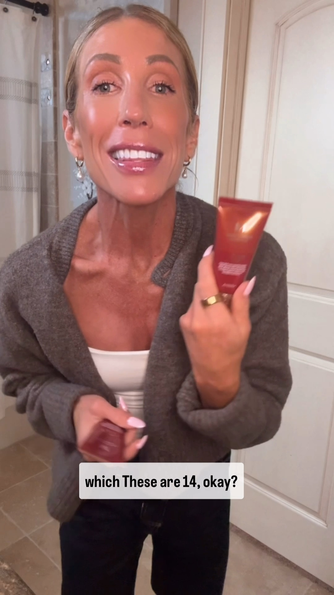 5 min get ready! 
Loving the BB CREAM shade 29
Dibs # 5.5 & 4   


#LTKdayinmylife #LTKmorningroutine #LTKBeauty