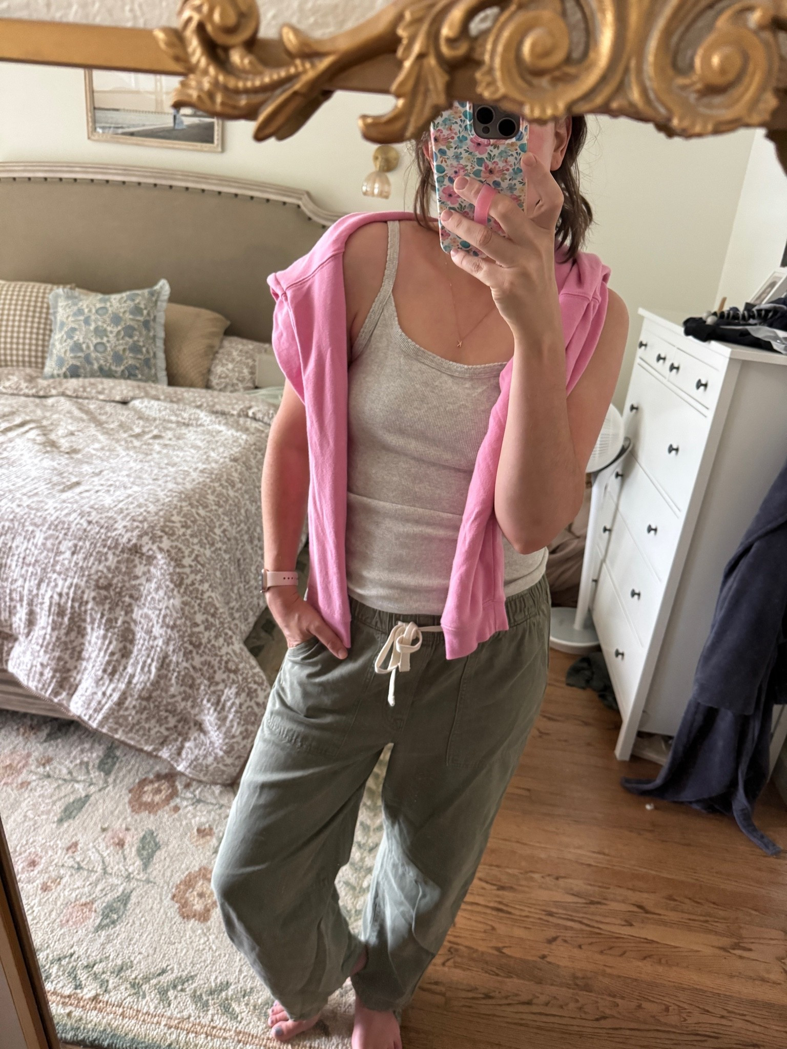 These pants are soooo comfy!! Love the drawstring! True to size.

#LTKootd #LTKSaleAlert #LTKmomlife