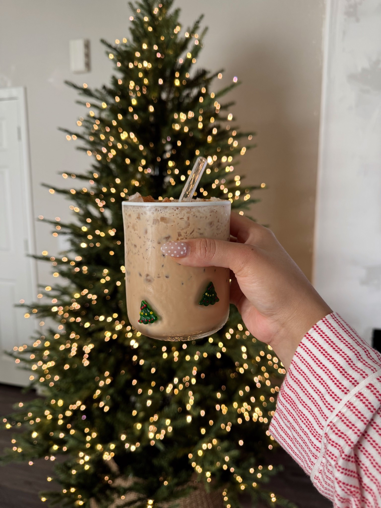 anthropologie icon juice glasses are superior 🤍🎄 this exact one isn’t available anymore but linked some other cutie ones!

#LTKFindsUnder50 #LTKSeasonal #LTKHome