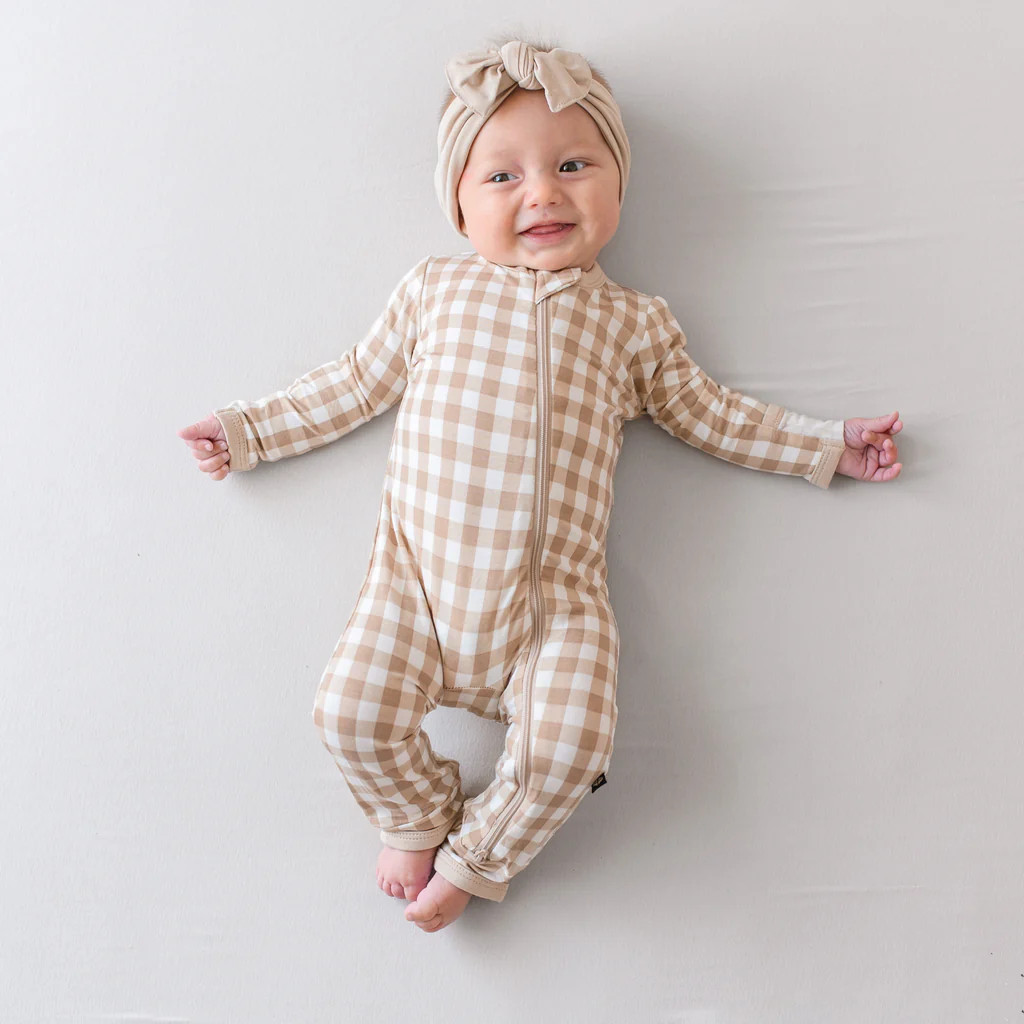 Zippered Romper in Gingham Bisque | Kyte Baby