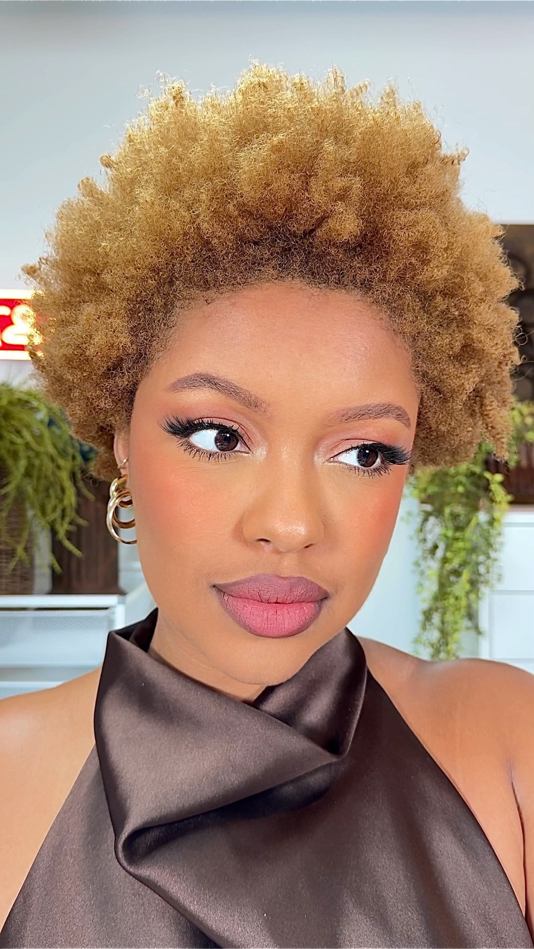 i know this lip color HATES to see me coming😅

I wear this lip color SO MUCH that I’m pretty sure this is the only lip color I’ve repurchased in a while lol it’s def my go-to lip for everyday makeup looks 

#LTKSaleAlert #LTKBeauty #LTKFindsUnder50