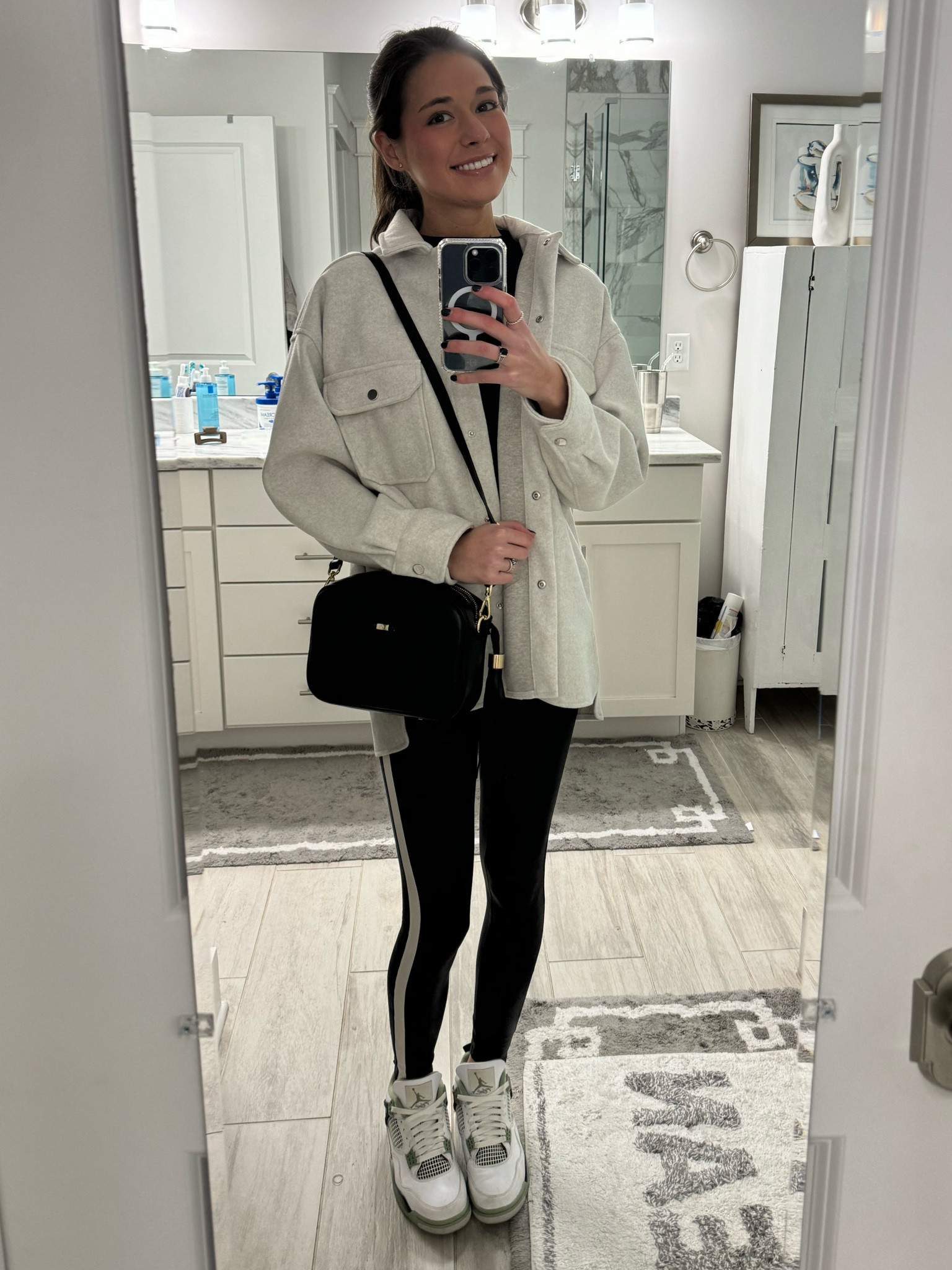 Warm + comfortable winter outfit!

#LTKsalealert #LTKitbag #LTKstyletip