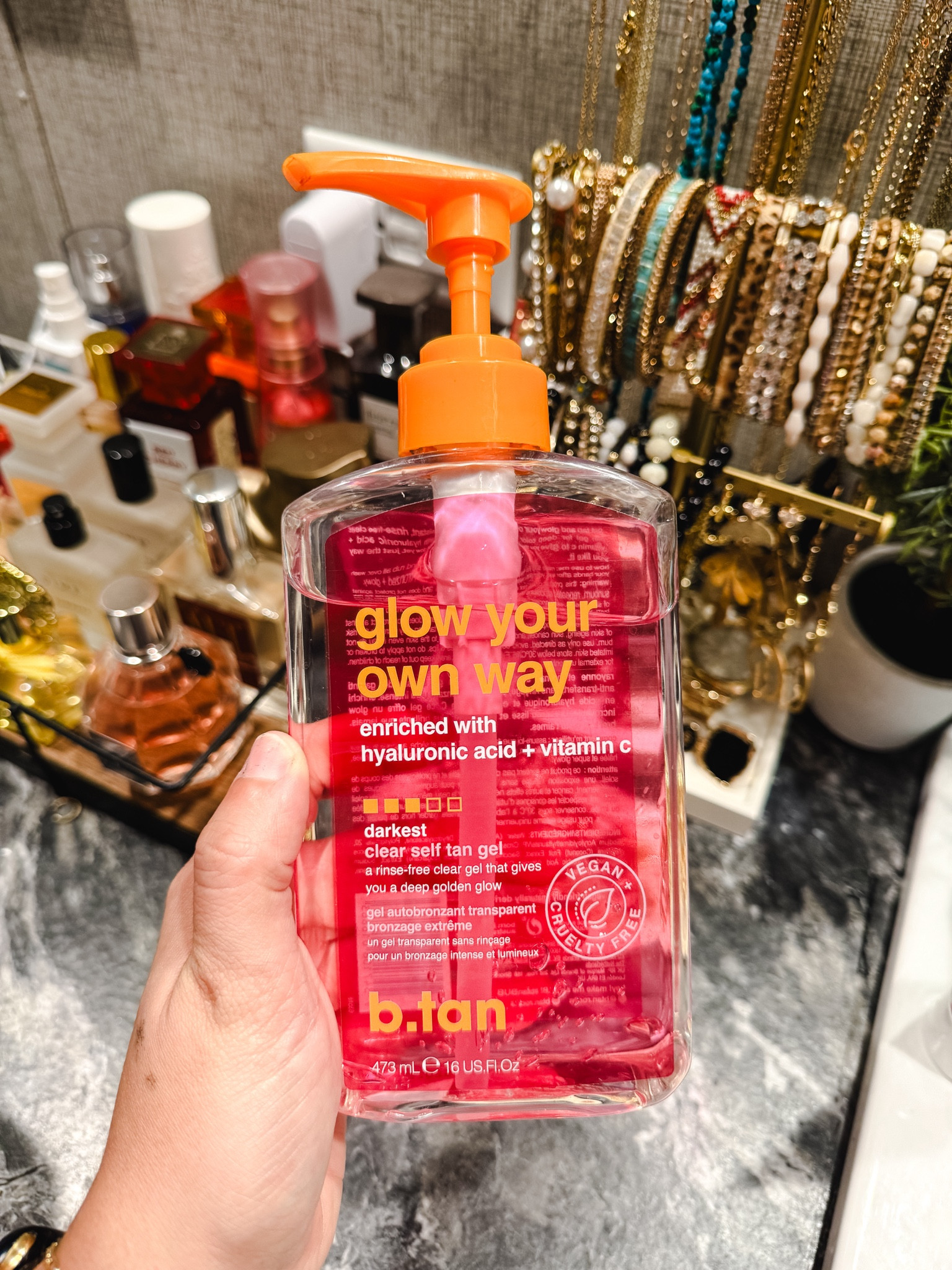 Self tanning gel is a must have for the summer seasonn

Beauty
Self tanner 

#LTKfindsunder50 #LTKSeasonal #LTKbeauty