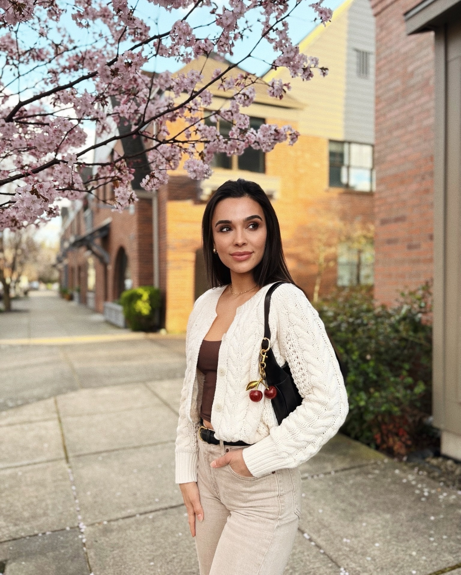 Cherry Blossoms are in bloom and I’m ready for the sunshine that follows. ☀️🌸

Found this adorable #CherryKeychain for a steal and love the playful pop it adds to my bags. May try some of the cute chains I’ve been seeing next! 


#LTKootd