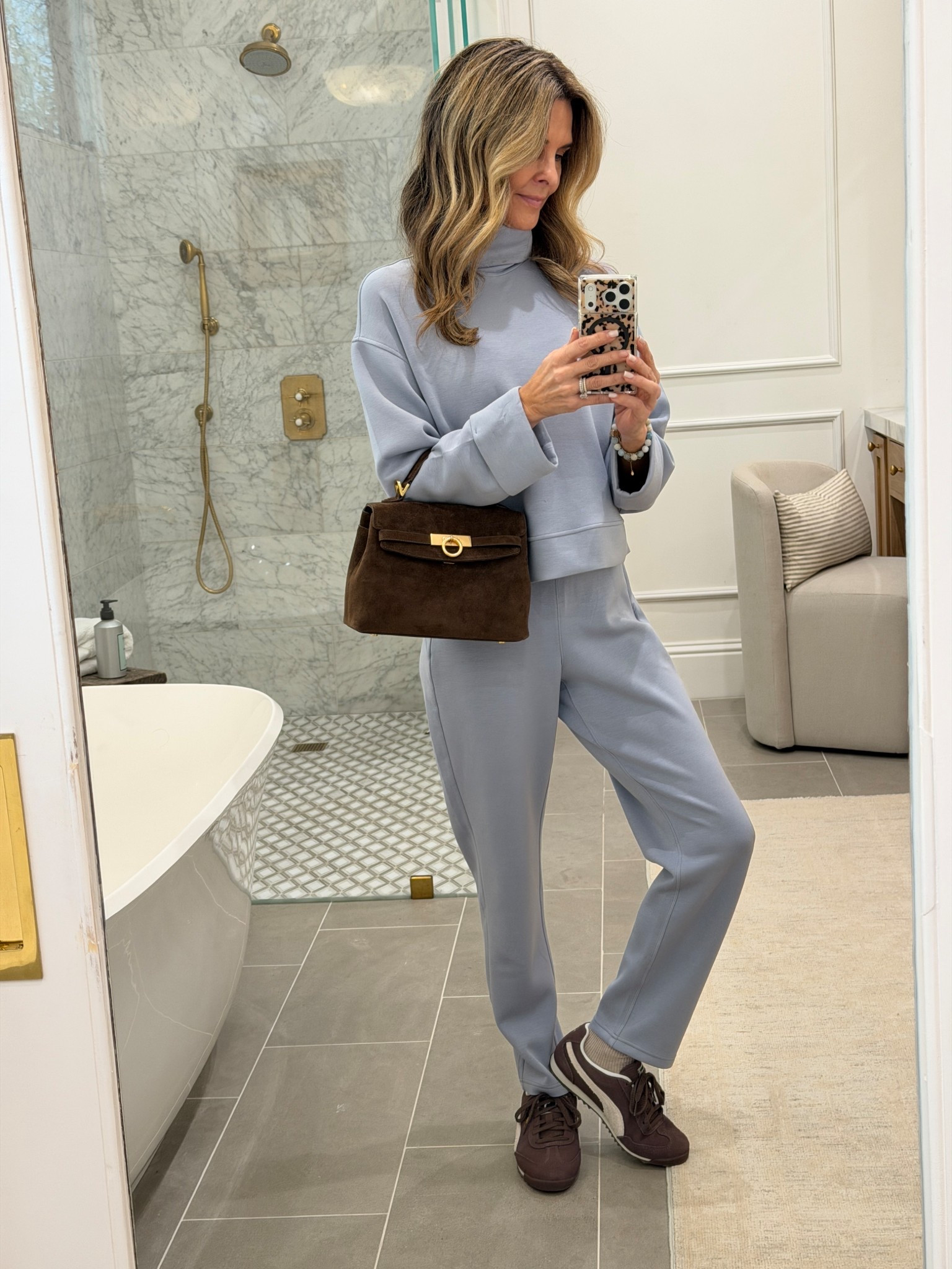 New Spanx color is so pretty with fall colors to transition the weather. I like size S in top, sz XS reg length in bottoms I’m 5’6”. 


#LTKActive #LTKTravel #LTKootd