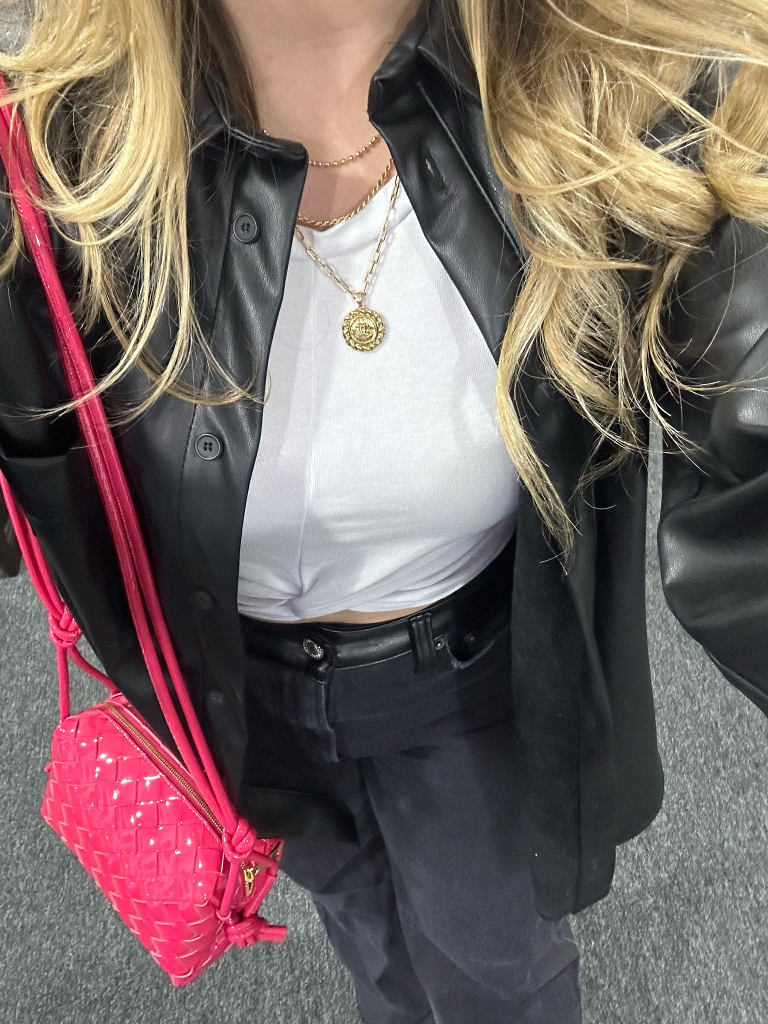 Saturday night outfit

#LTKSeasonal #LTKstyletip #LTKsalealert