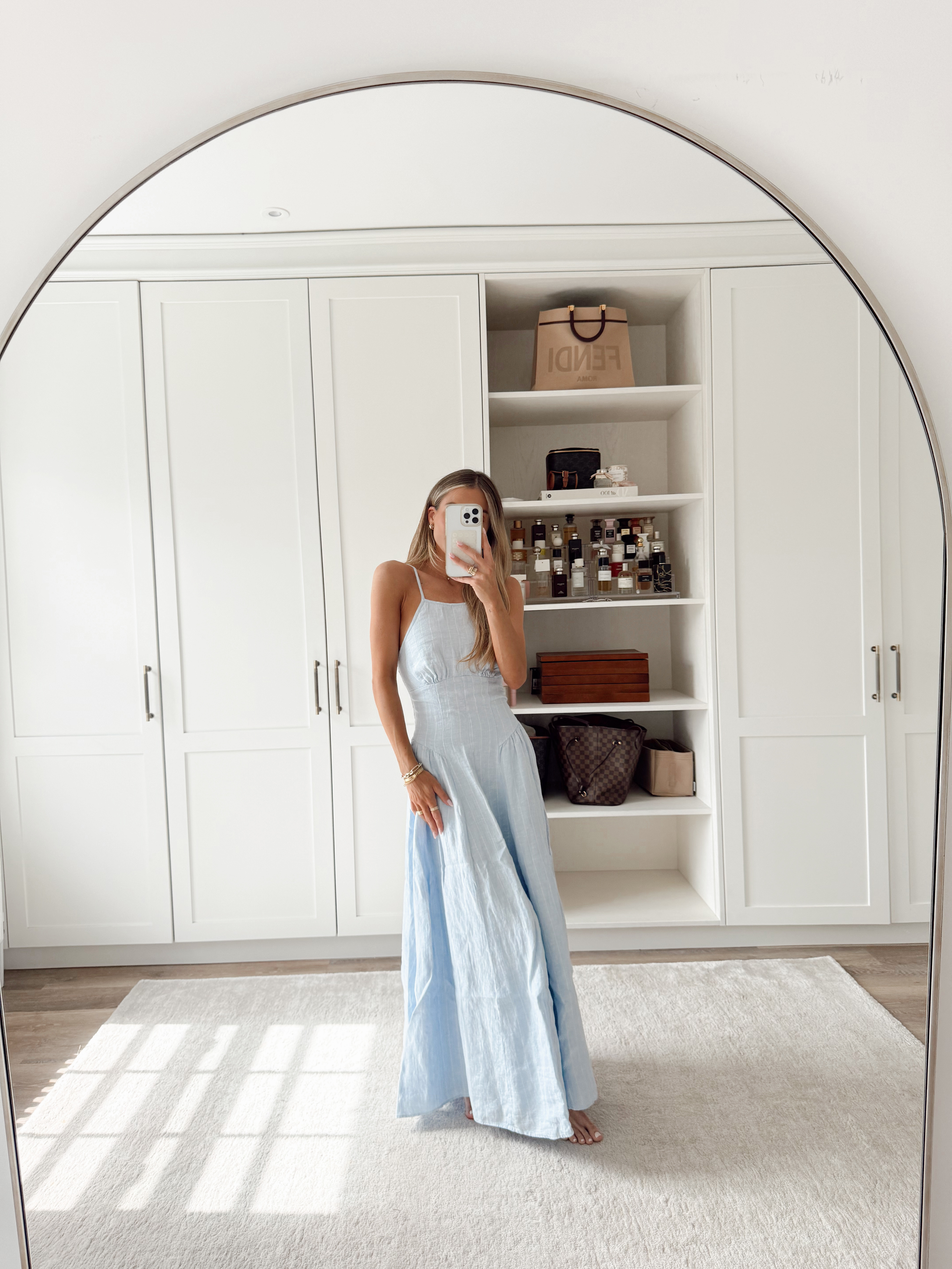 This dress is GORGEOUS and I'll be wearing it all summer long! 

abercrombie l summer l dress 

 #LTKuk #LTKsummer