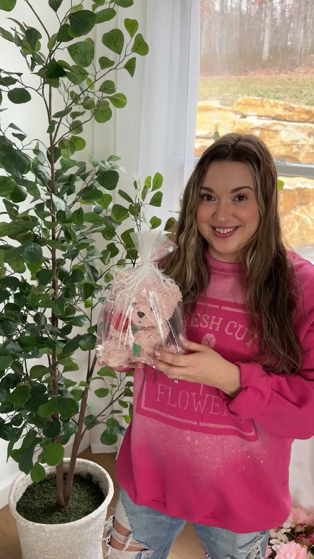 I can’t be the only one who remembers these, right?! 🧸🍬💝

🩷DIY Wax Dipped Teddy Bear 🧸 
Melt wax, add fragrance oil, dip bear, squeeze out excess, and allow to dry on a cooling rack. 
❤️

#LTKHome #LTKWatchNow #LTKSeasonal