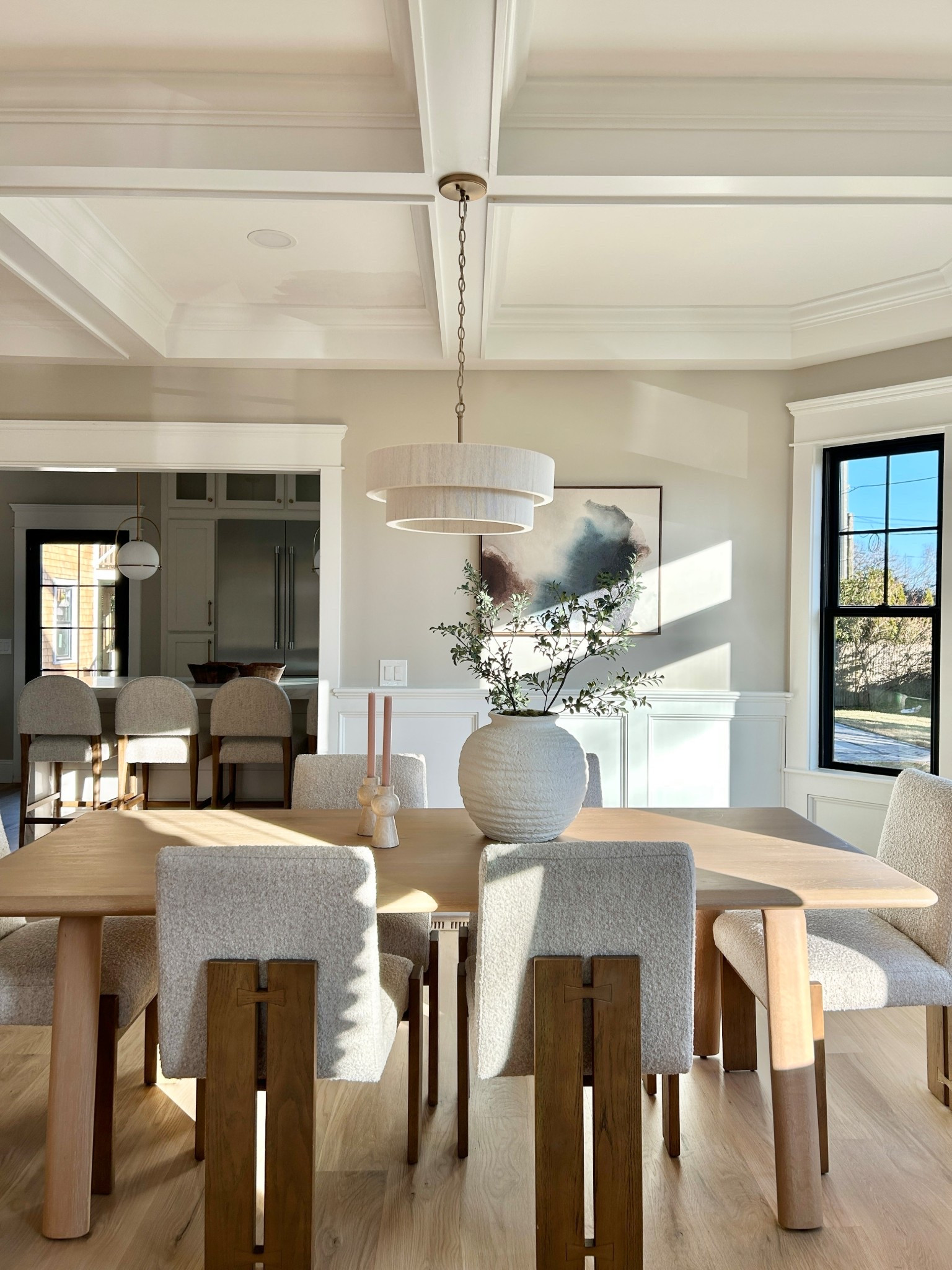 Dining room. Rounded edge dining table, cozy boucle chairs with wood detail.

#diningchairs #diningroom

#LTKHome