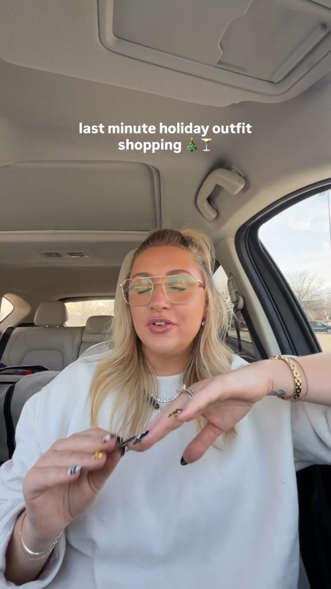 I’ll be having nightmares about that martini skirt for the foreseeable future 😭😭

 #holidayoutfit #holidayshopping #dillards #christmaspartyoutfit