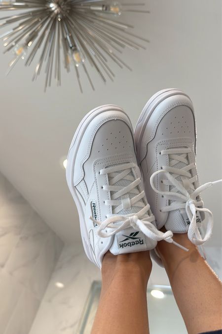 My new fav shoes from @reebok

#shoes #Whiteshoes #Reebok #Amazonshoes #CasualShoes

#LTKshoecrush #LTKtravel #LTKstyletip