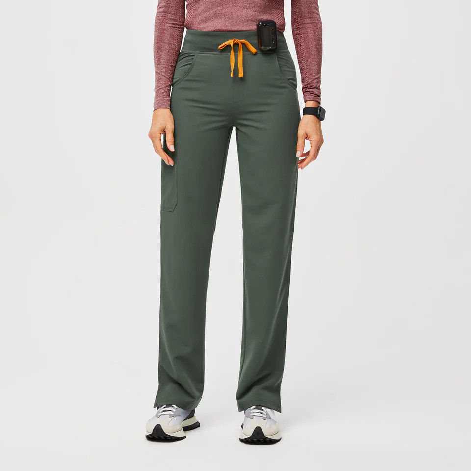 Women’s High Waisted Kade™ Cargo Scrub Pants - Moss · FIGS | FIGS