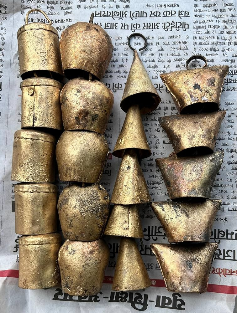 Mango Gifts Vintage Rustic Iron Tin Bells, Antique Finish, Bohemian Decor, Indian Bells, Bells fo... | Amazon (UK)