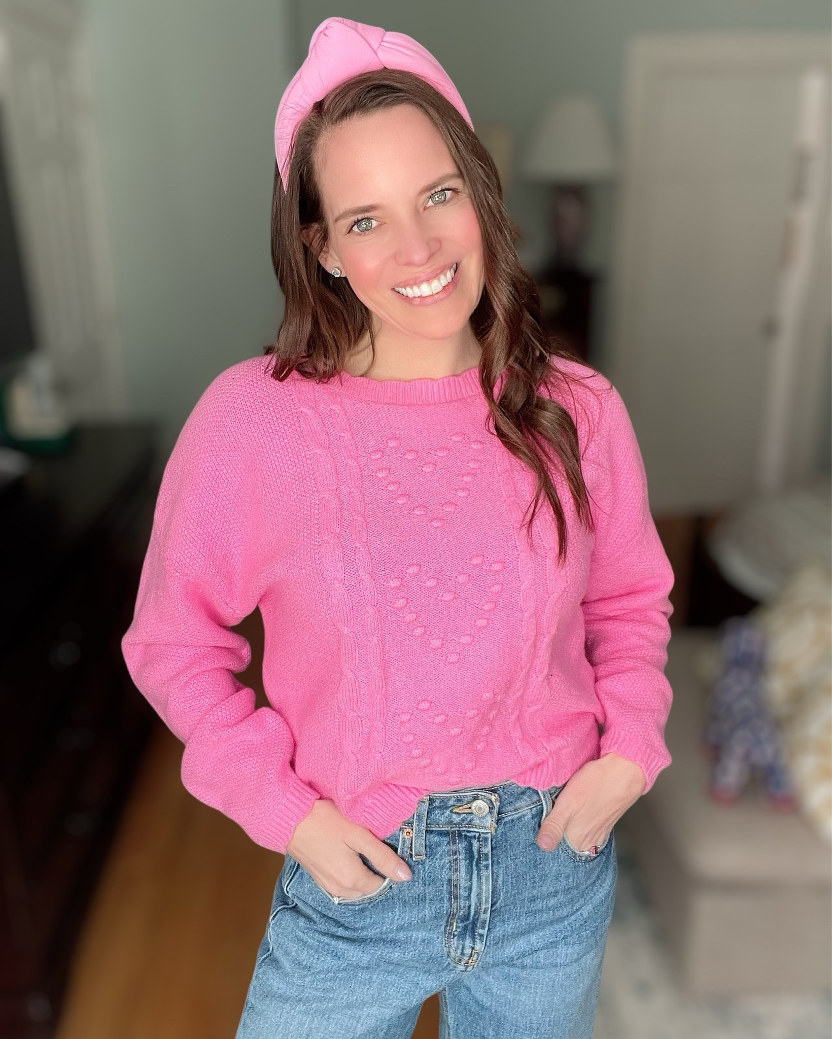 Pink Heart Sweater + Wide Leg Jeans Outfit 💕

Obsessed with this cozy pink heart sweater moment 💕 such a fun way to wear Valentine vibes without feeling over the top. The textured heart detail is adorable, and it’s the perfect lightweight knit for now through early spring. Paired it with my favorite high-waisted wide leg jeans for an easy everyday look that still feels polished. Finished it off with a pink headband and neutral shoes for that classic preppy touch ✨

This outfit is comfy, flattering, and so easy to recreate — great for school drop off, lunch dates, or casual weekends 💗

pink heart sweater, Valentine outfit idea, preppy casual outfit, wide leg jeans outfit, Old Navy sweater, affordable Valentine fashion, everyday pink outfit, casual chic look, heart sweater outfit, spring transition outfit 💕

#LTKSaleAlert #LTKOver40 #LTKValentine