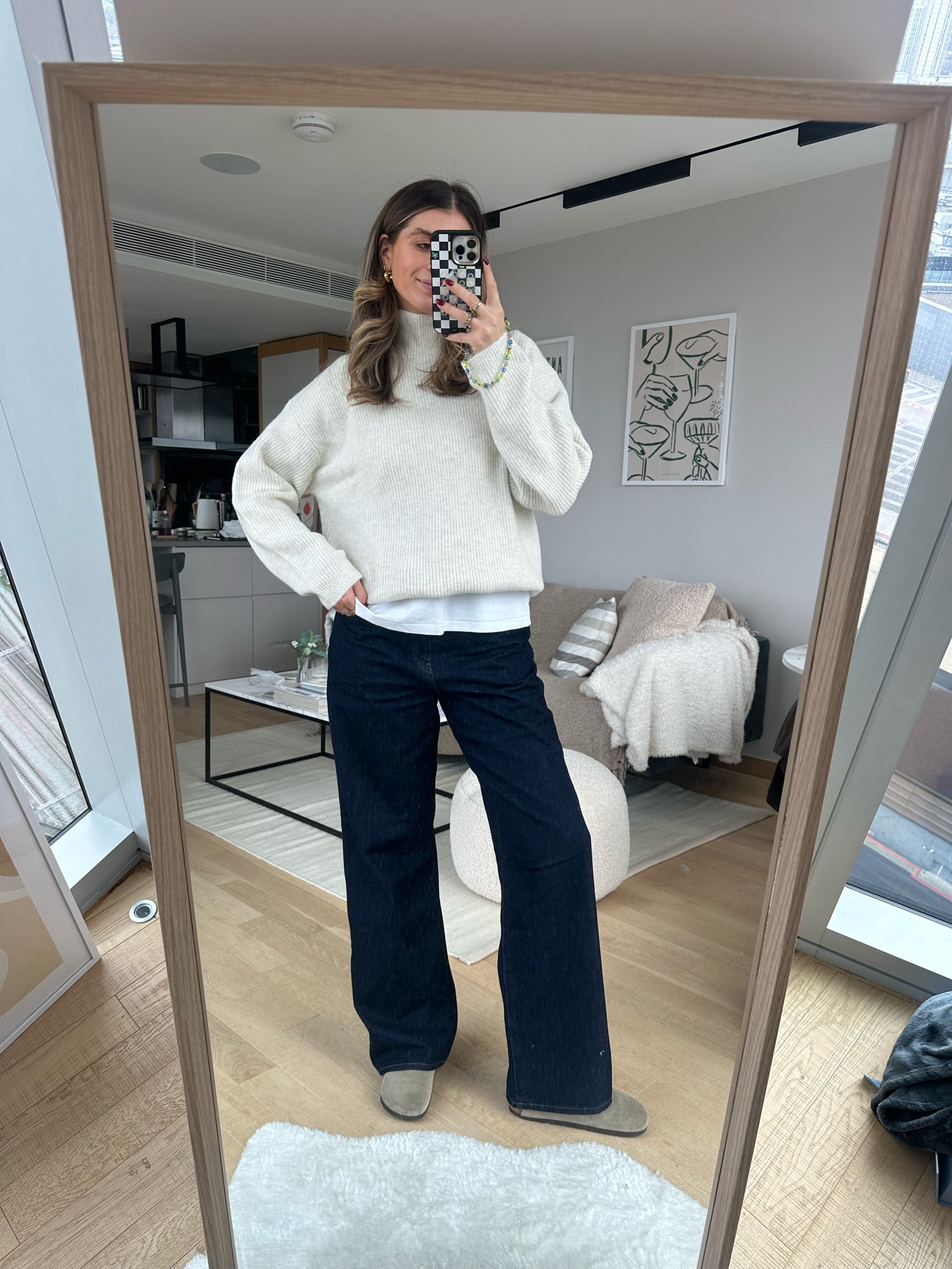 a/w capsule wardrobe ESSENTIALS🍂⭐️💛

uniqlo wide leg jeans indigo, white tee, chunky off-white knit 

#UNIQLO #LifeWear #ad

#LTKstyletip #LTKeurope #LTKautumn