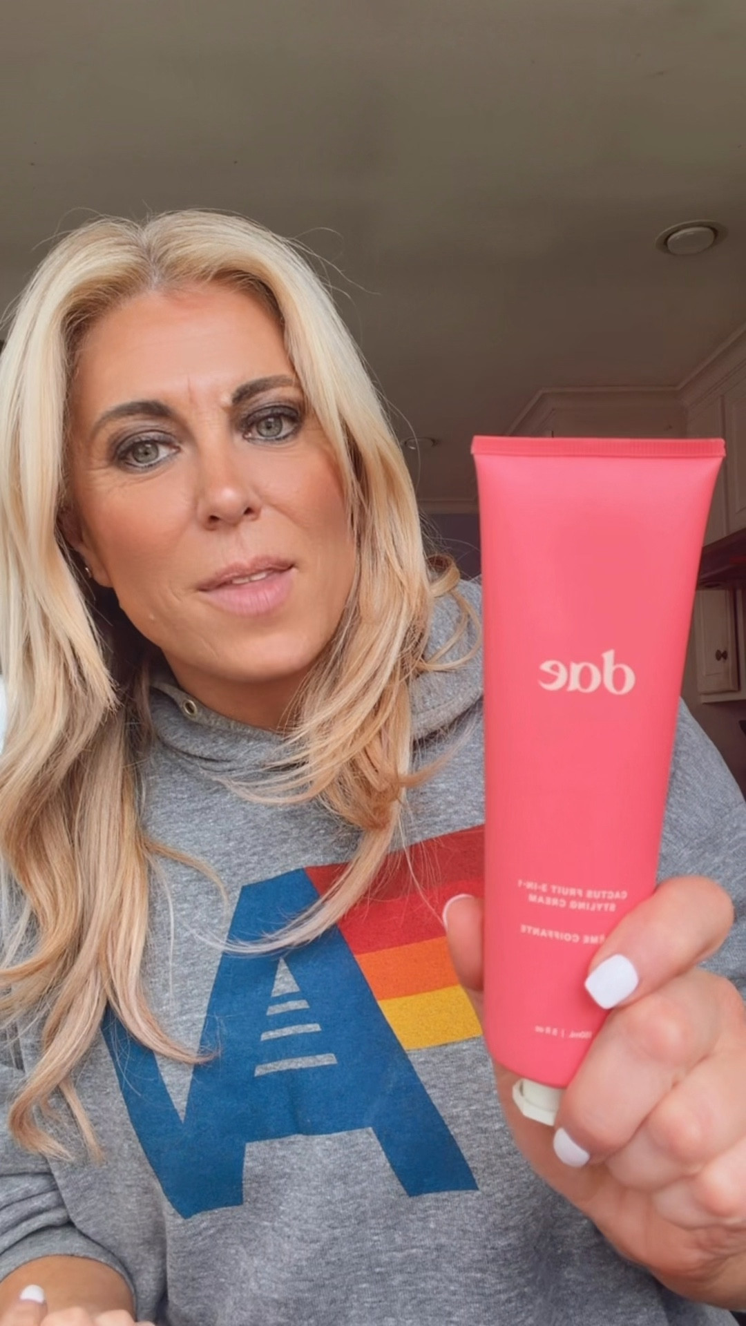 Best hairstyling cream ever 

#LTKBeauty