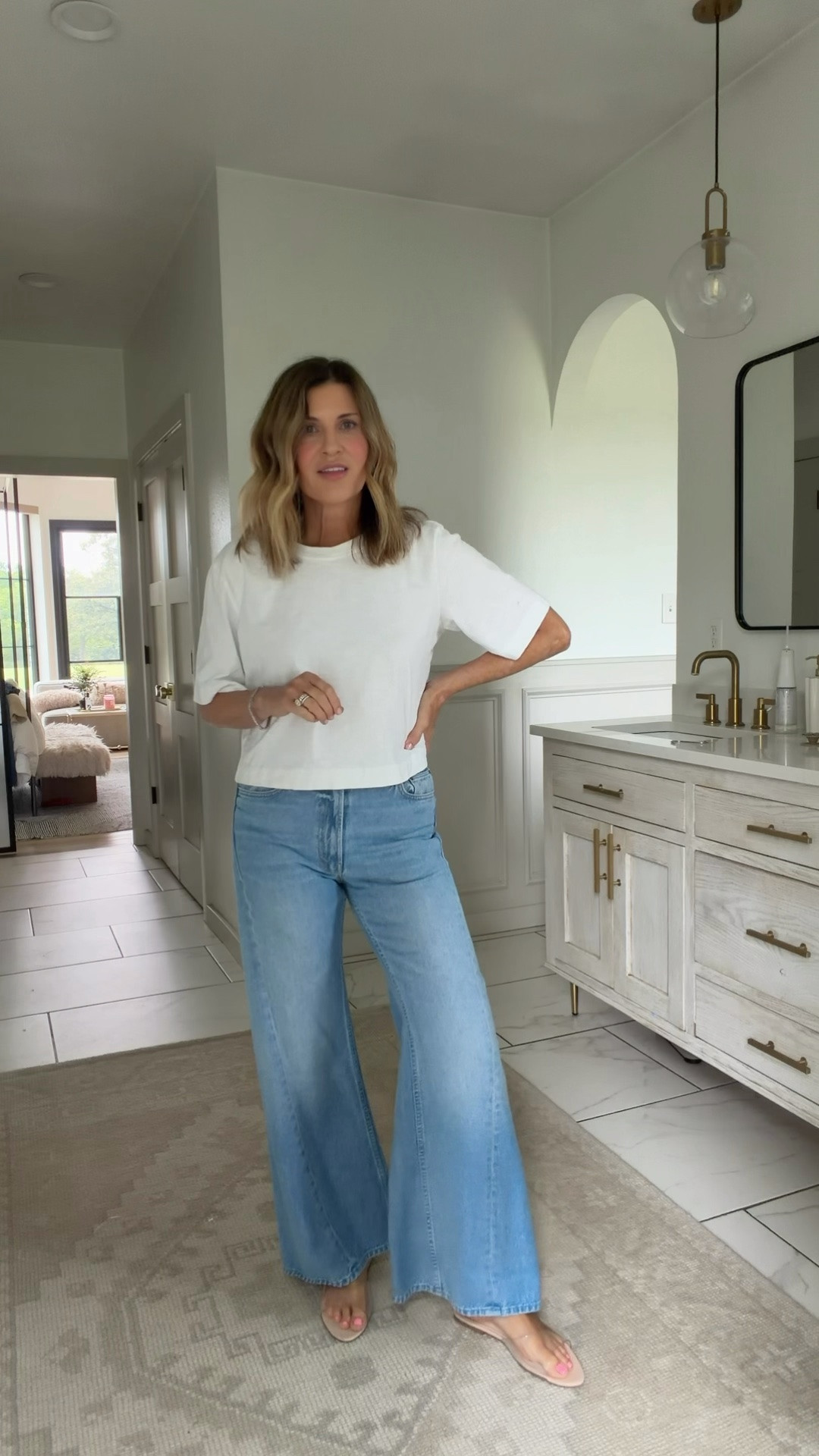 The viral lemon twist high-rise wide-leg skimp jeans. Love the skimp because at 5’6 I can wear with a flat. I’m in my true size 27
Medium top
Use code SPOILEDHOME20 @anthropologie #anthropartner

#LTKSaleAlert #LTKOver40