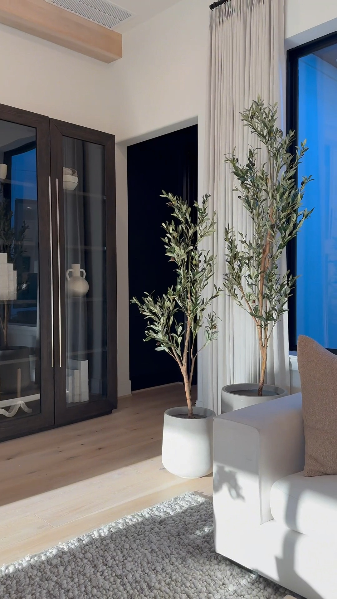 I love styling 5 foot tree next to 7 foot. I just love the scaling! 😍 … Used the large and medium size planters  for this look! 🤎

#LTKSale

#LTKHome #LTKSaleAlert